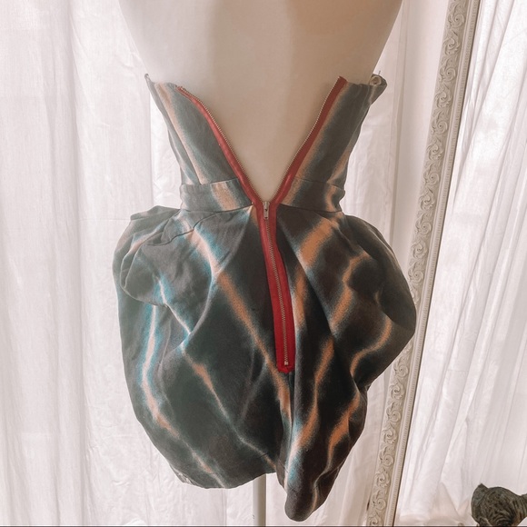 One Teaspoon Strapless Bubble Dress - Picture 3 of 3